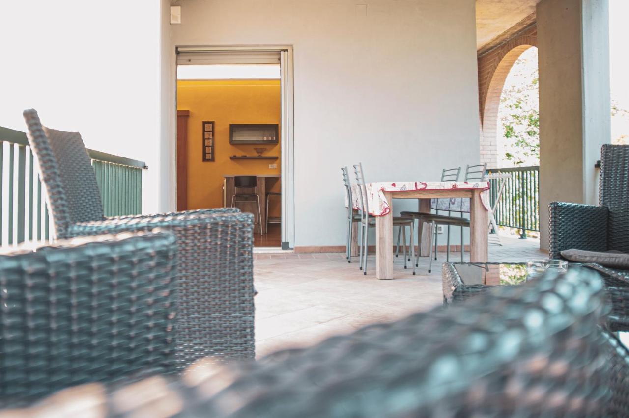 Il Mughetto - Appartamento Con Terrazza Privata San Quirico d'Orcia Eksteriør billede