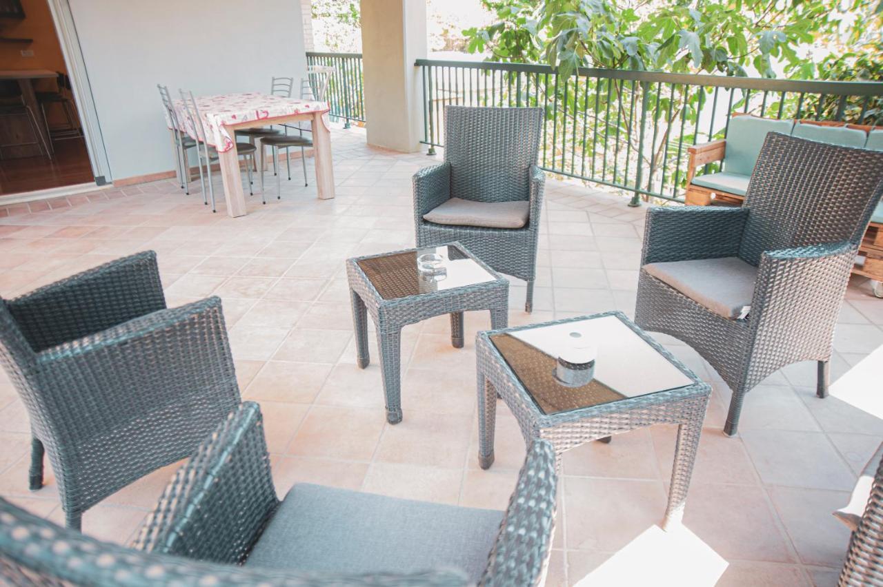 Il Mughetto - Appartamento Con Terrazza Privata San Quirico d'Orcia Eksteriør billede