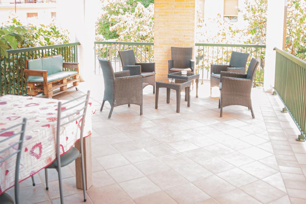 Il Mughetto - Appartamento Con Terrazza Privata San Quirico d'Orcia Eksteriør billede