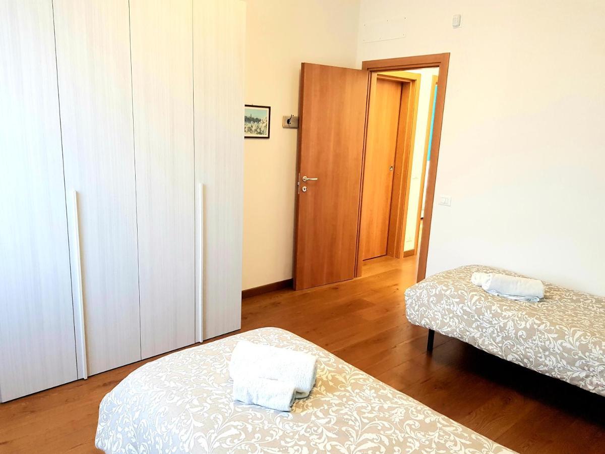 Il Mughetto - Appartamento Con Terrazza Privata San Quirico d'Orcia Eksteriør billede