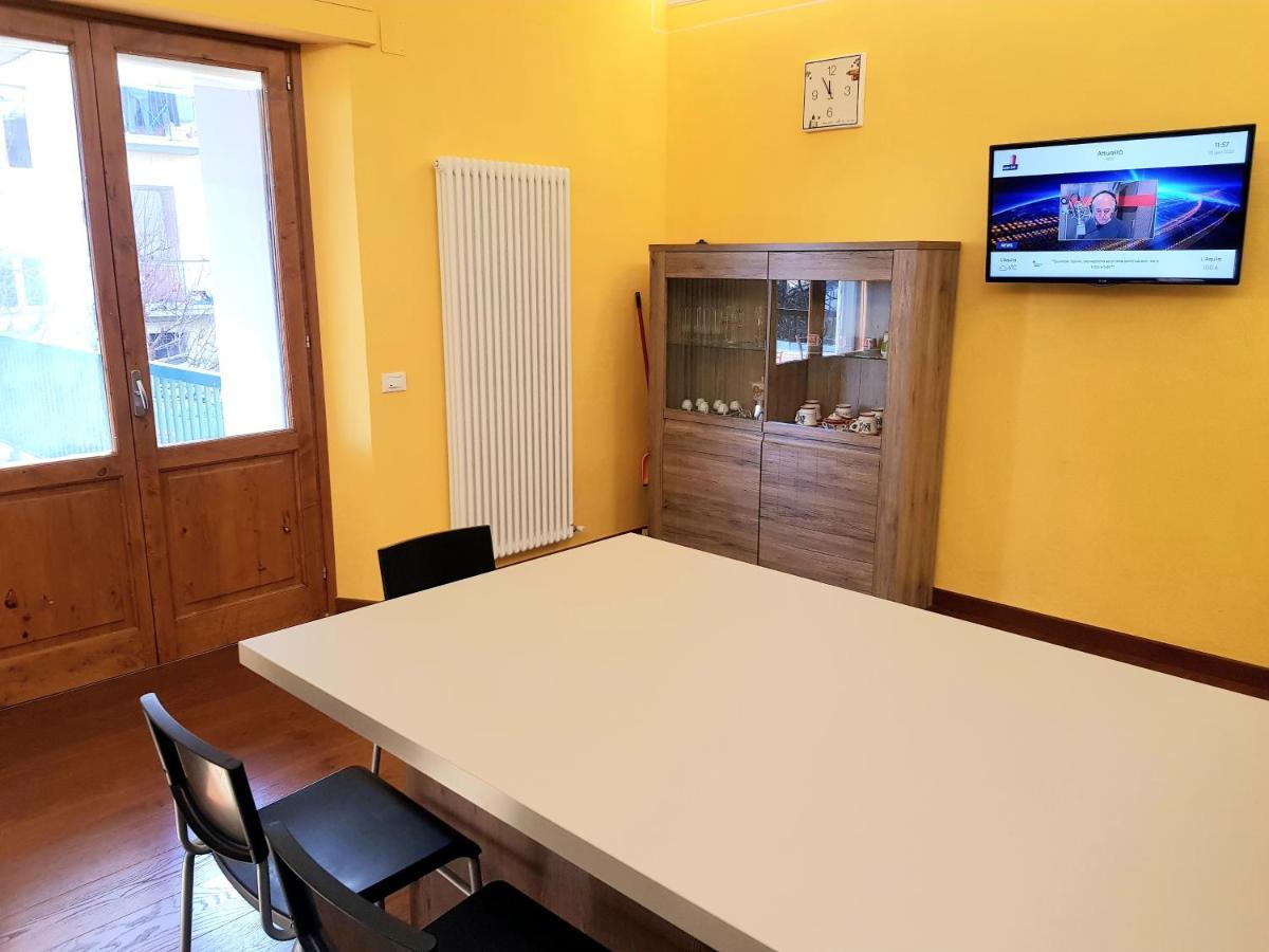 Il Mughetto - Appartamento Con Terrazza Privata San Quirico d'Orcia Eksteriør billede
